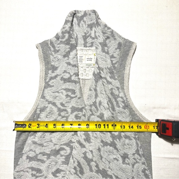 Anthropologie Saturday Sunday Lace knit asymmetrical gray/white open tunic - Picture 12 of 16